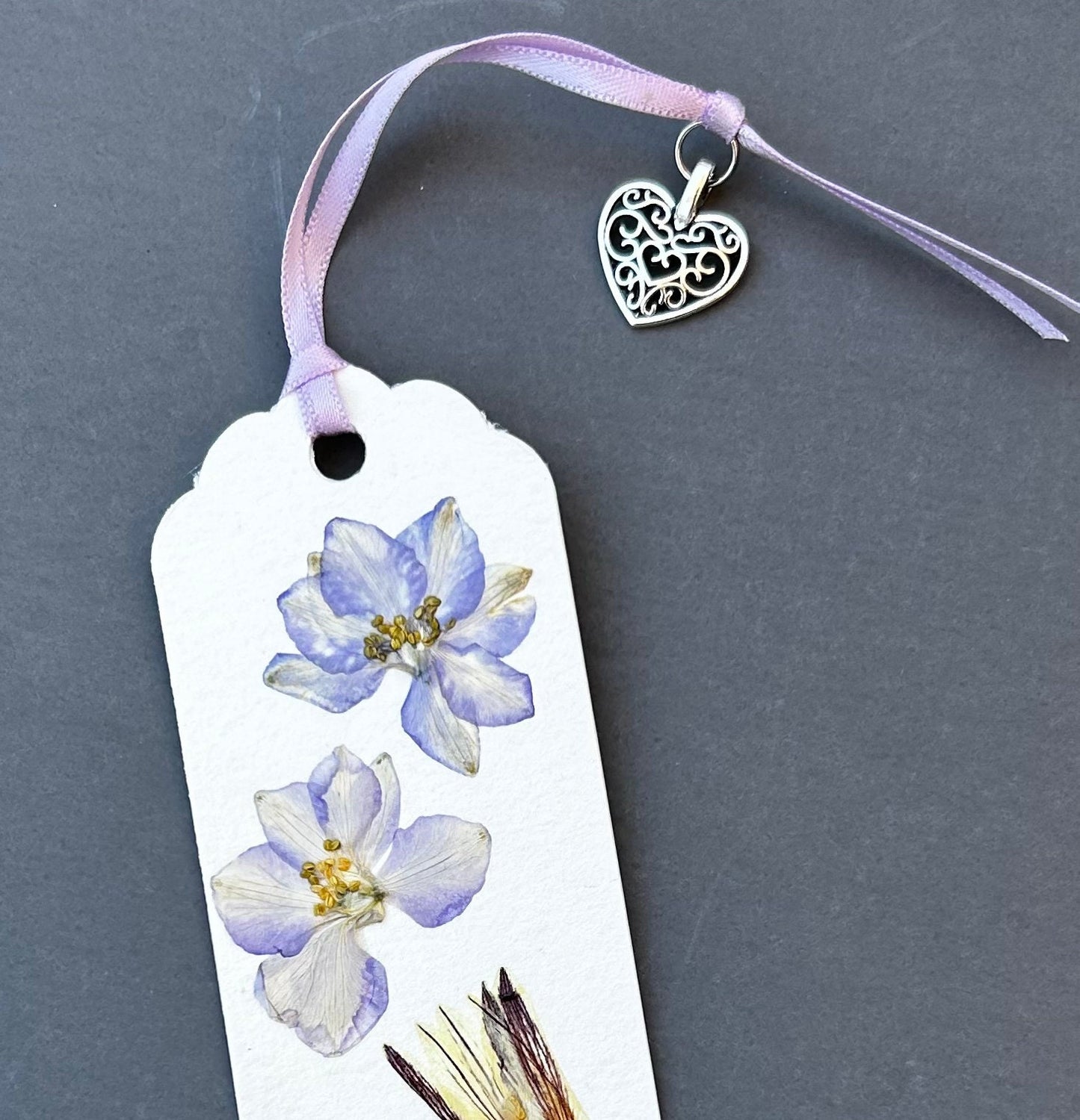 Floral Charm Bookmark - Cool Kids Read Books