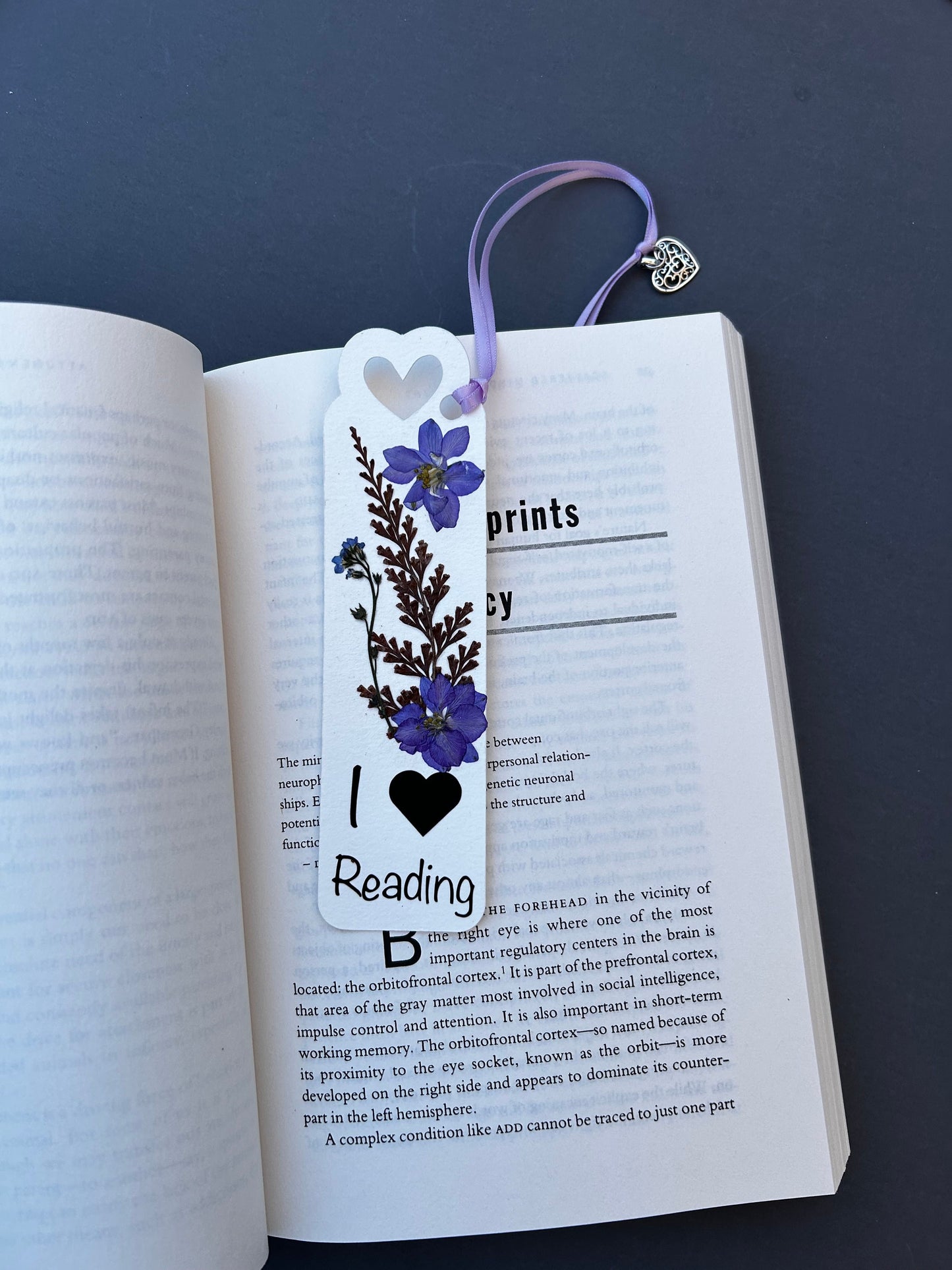 Floral Charm Bookmark - I "Heart" Reading