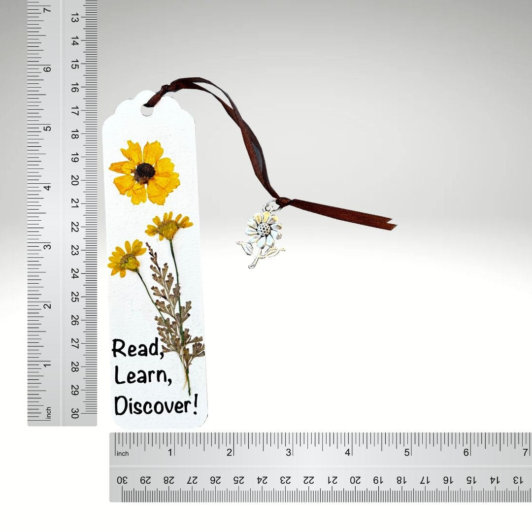 Floral Charm Bookmark - Read, Learn, Discover!