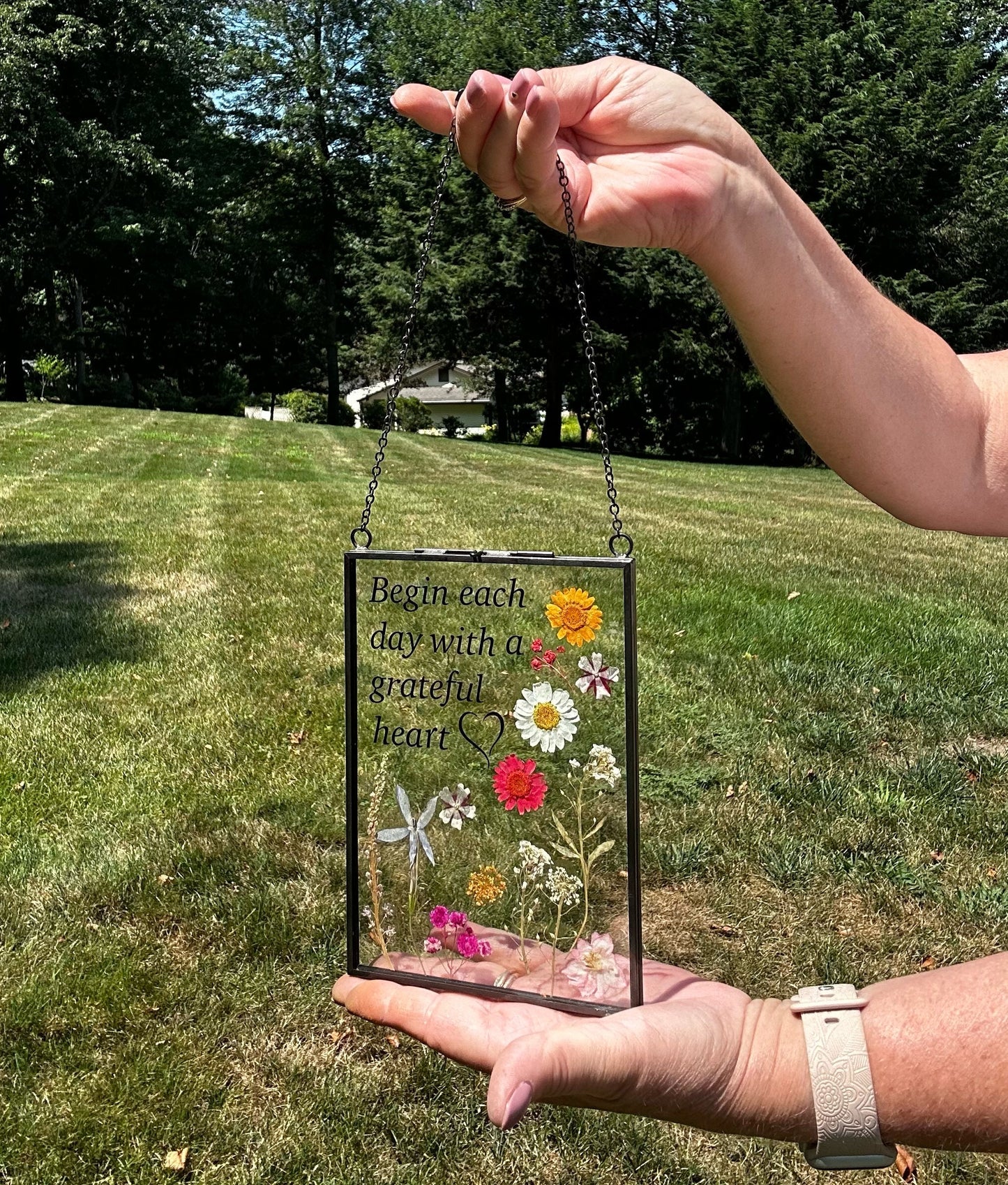 Pressed Flowers with Affirmation to Begin Each Day with a Grateful Heart