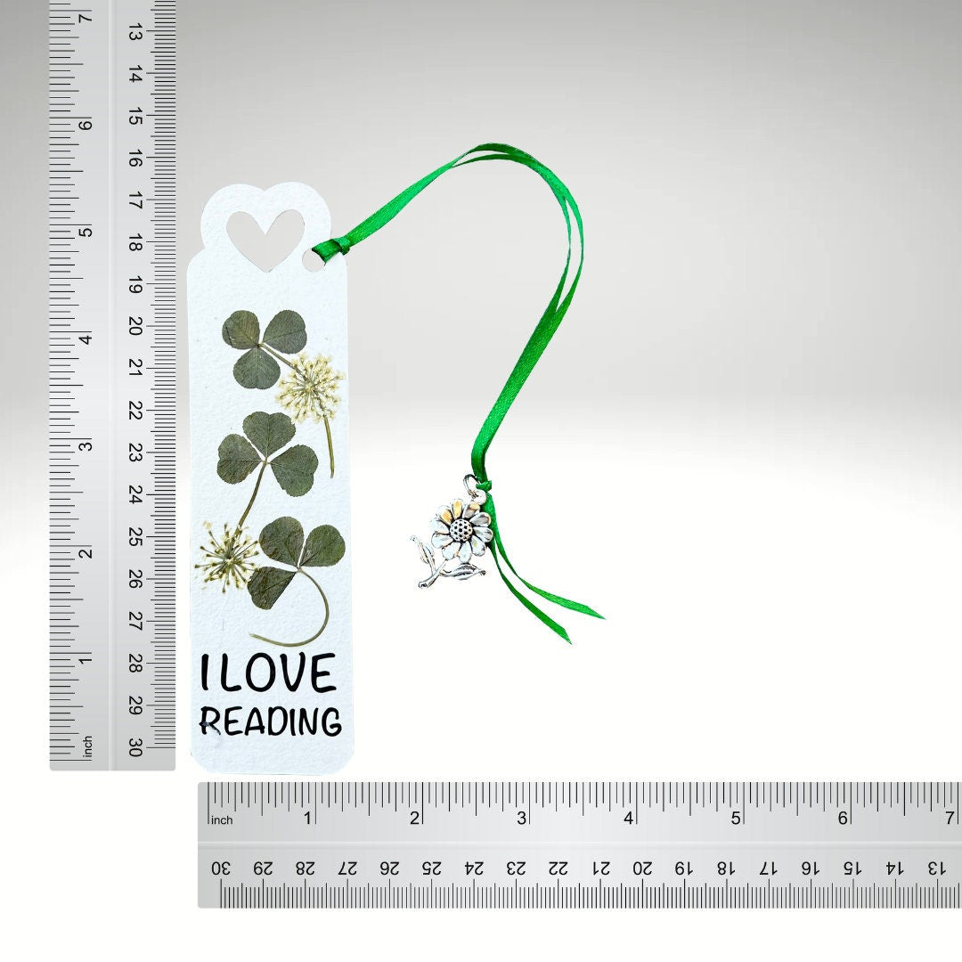 Floral Charm Bookmark - I Love Reading